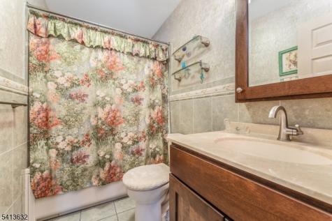 14 Ramsey Road Clinton NJ 08833