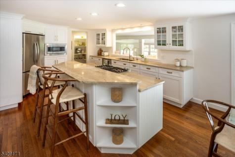 3 Laurel Place Chester NJ 07930