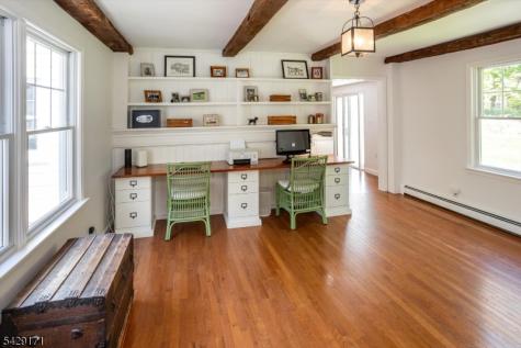 3 Laurel Place Chester NJ 07930