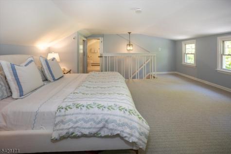 3 Laurel Place Chester NJ 07930