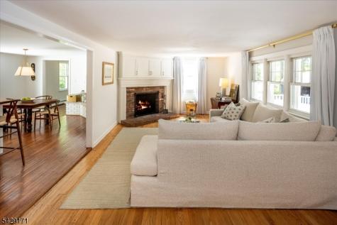 3 Laurel Place Chester NJ 07930
