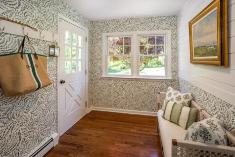 3 Laurel Place Chester NJ 07930
