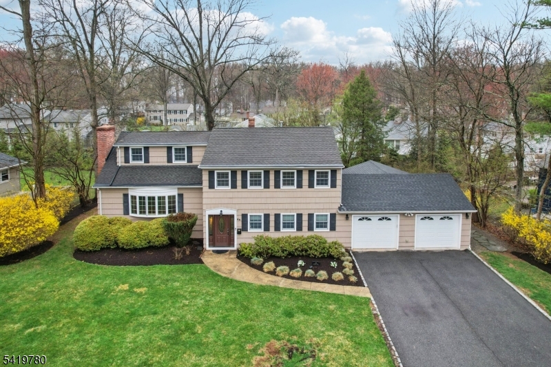 64 Hampton Drive Berkeley Heights NJ 07922