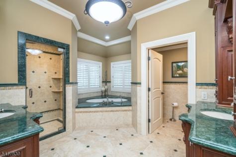 22 Sunset Lane Upper Saddle River NJ 07458