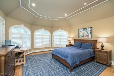 22 Sunset Lane Upper Saddle River NJ 07458