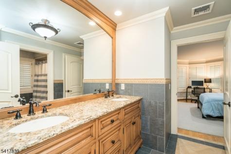 22 Sunset Lane Upper Saddle River NJ 07458