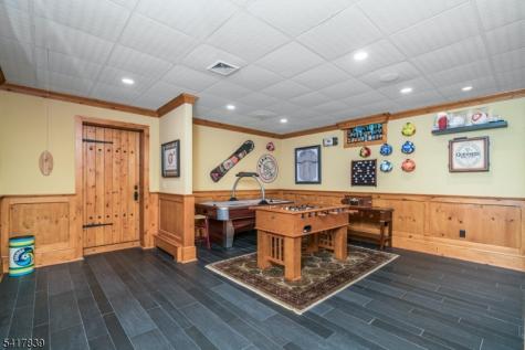 22 Sunset Lane Upper Saddle River NJ 07458