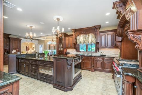 22 Sunset Lane Upper Saddle River NJ 07458