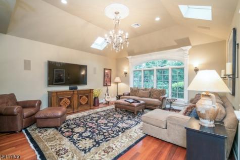 22 Sunset Lane Upper Saddle River NJ 07458