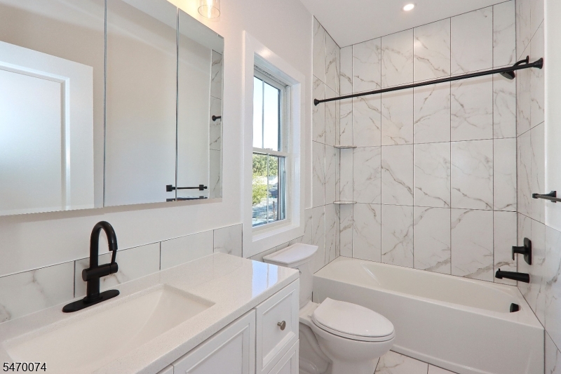 22 Columbia Avenue Kenilworth NJ 07033