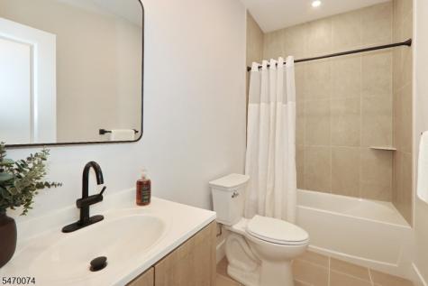 22 Columbia Avenue Kenilworth NJ 07033
