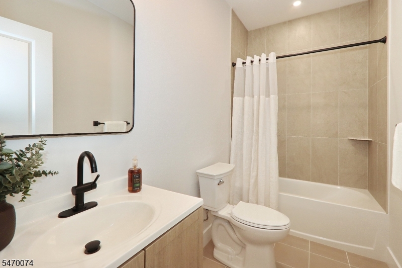 22 Columbia Avenue Kenilworth NJ 07033