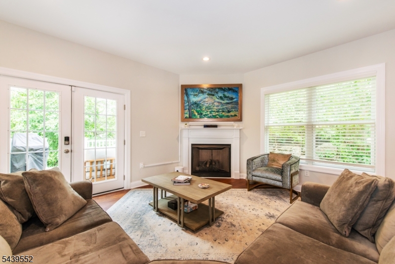 18 Post Oak Court Hardyston NJ 07419