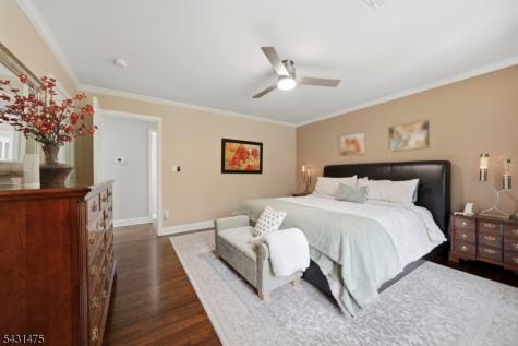 13 Laurel Place Chester NJ 07930
