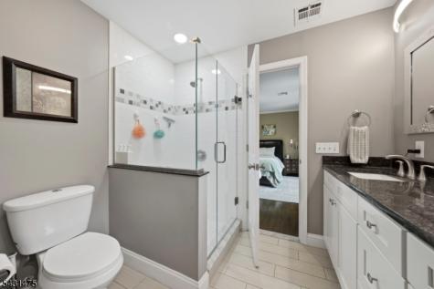 13 Laurel Place Chester NJ 07930
