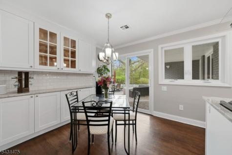 13 Laurel Place Chester NJ 07930