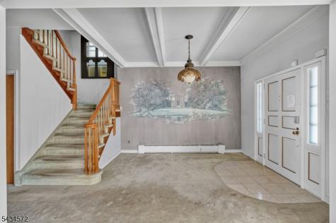 704 Parker Street Newark NJ 07104