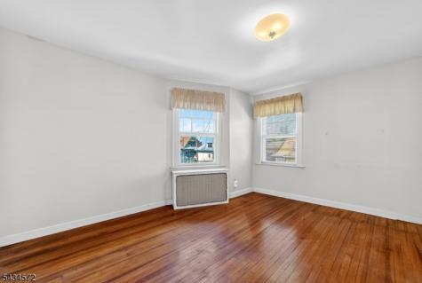 704 Parker Street Newark NJ 07104