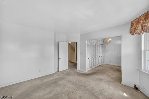 704 Parker Street Newark NJ 07104