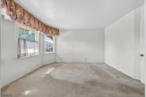 704 Parker Street Newark NJ 07104