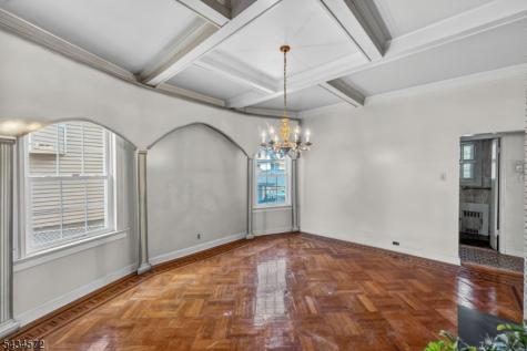 704 Parker Street Newark NJ 07104