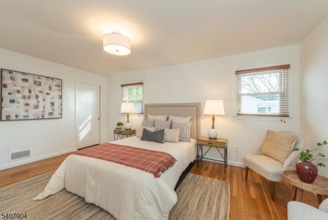 33 Tuers Place Montclair NJ 07043