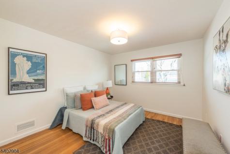 33 Tuers Place Montclair NJ 07043