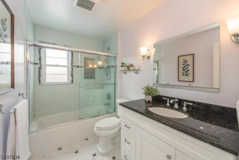 33 Tuers Place Montclair NJ 07043