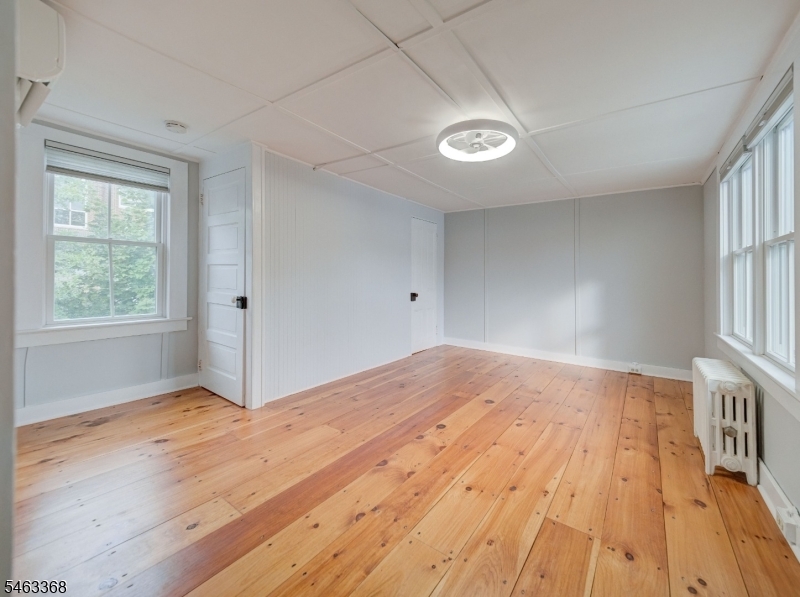 27 Bonnell Street Flemington NJ 08822