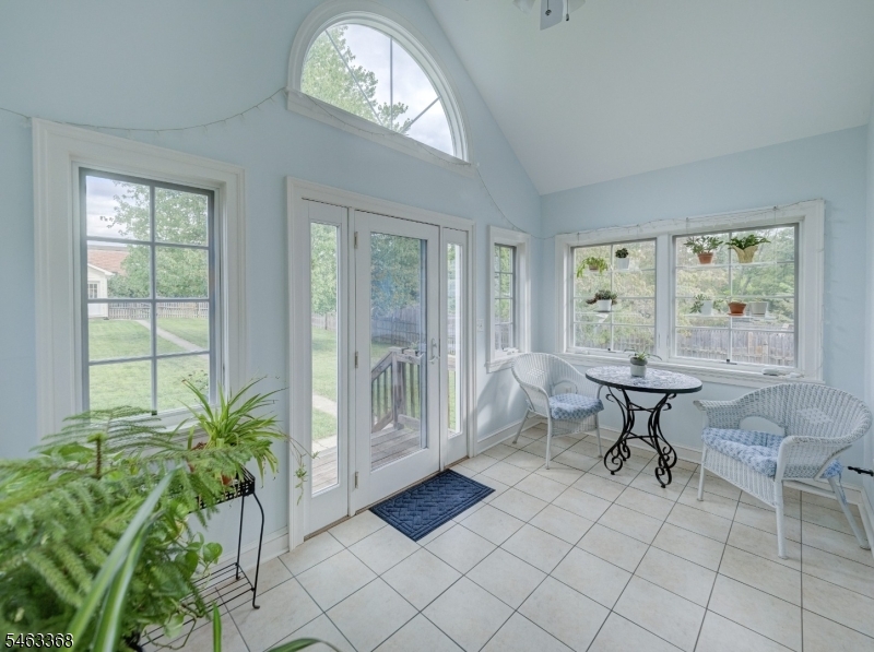 27 Bonnell Street Flemington NJ 08822