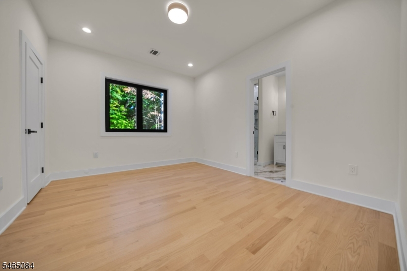 5 Foxcroft Drive Livingston NJ 07039
