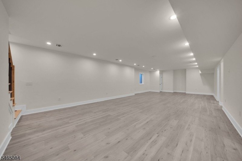 5 Foxcroft Drive Livingston NJ 07039
