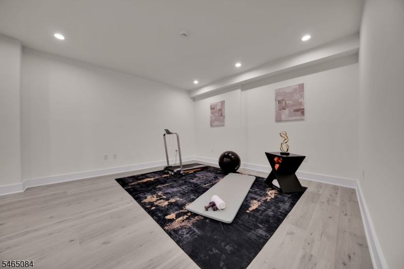 5 Foxcroft Drive Livingston NJ 07039