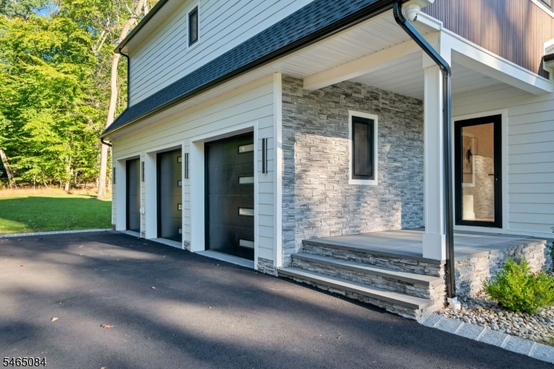 5 Foxcroft Drive Livingston NJ 07039