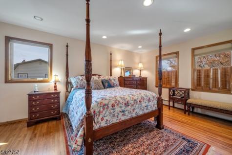 10 Woodmere Road West Caldwell NJ 07006