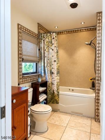 125 N Locust Lake Road Hope NJ 07825