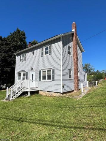 125 N Locust Lake Road Hope NJ 07825