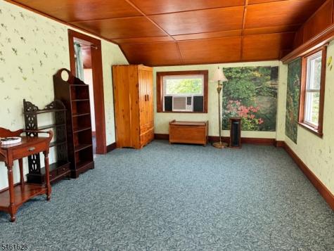125 N Locust Lake Road Hope NJ 07825