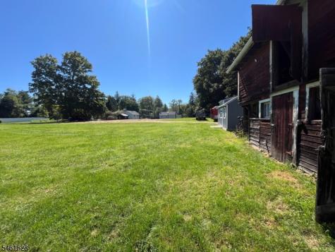 125 N Locust Lake Road Hope NJ 07825