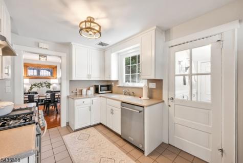 552 Hillcrest Road Ridgewood Village NJ 07450