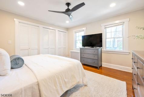 552 Hillcrest Road Ridgewood Village NJ 07450