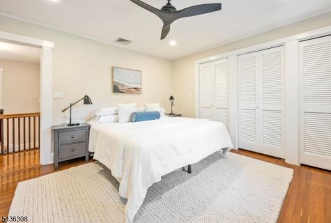 552 Hillcrest Road Ridgewood Village NJ 07450