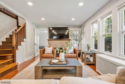 552 Hillcrest Road Ridgewood Village NJ 07450