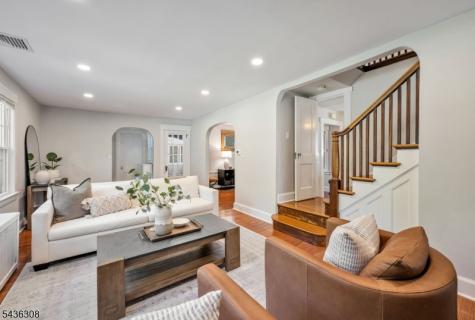 552 Hillcrest Road Ridgewood Village NJ 07450