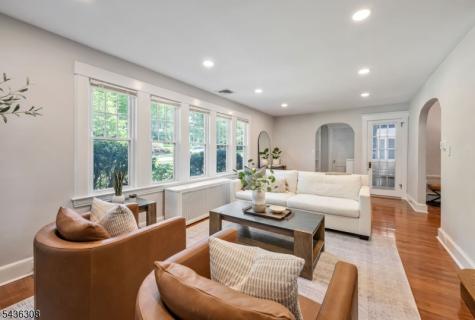 552 Hillcrest Road Ridgewood Village NJ 07450