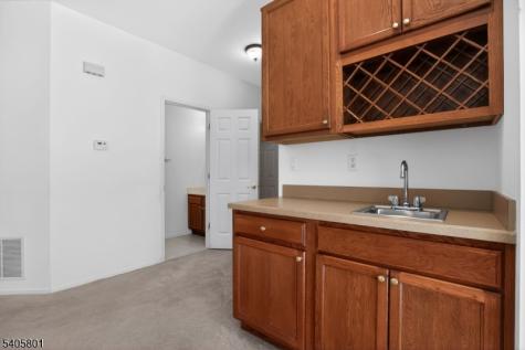 211 Bradwick Way Marlboro NJ 07746