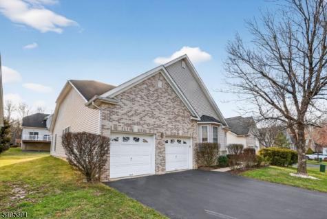 211 Bradwick Way Marlboro NJ 07746