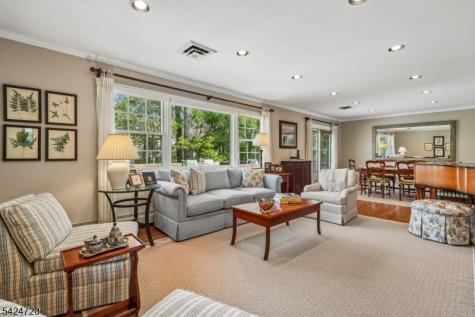 21 Tremont Terrace Livingston NJ 07039