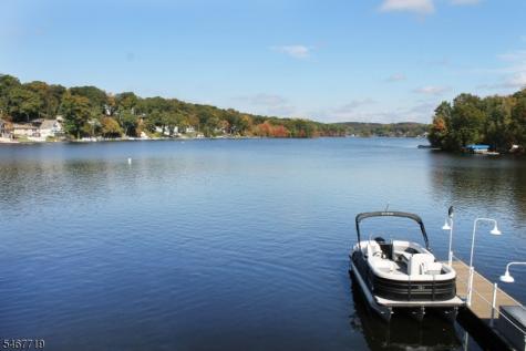 25 Waterside Drive Jefferson NJ 07849
