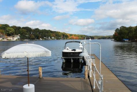 25 Waterside Drive Jefferson NJ 07849